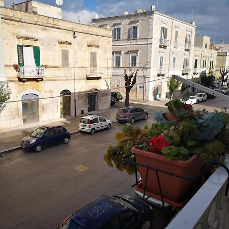 Ferienwohnung La Casa Delle Sorprese Trani Exterior foto