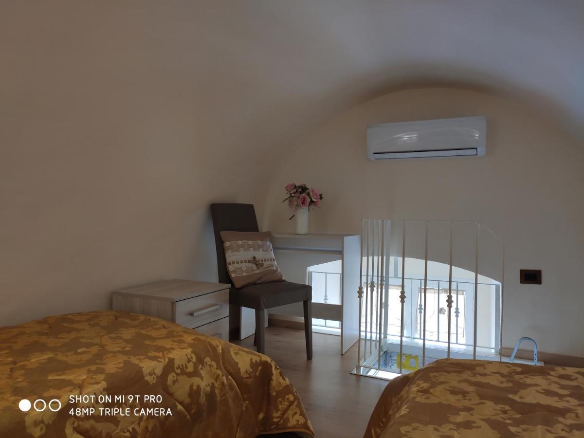 Ferienwohnung La Casa Delle Sorprese Trani Exterior foto