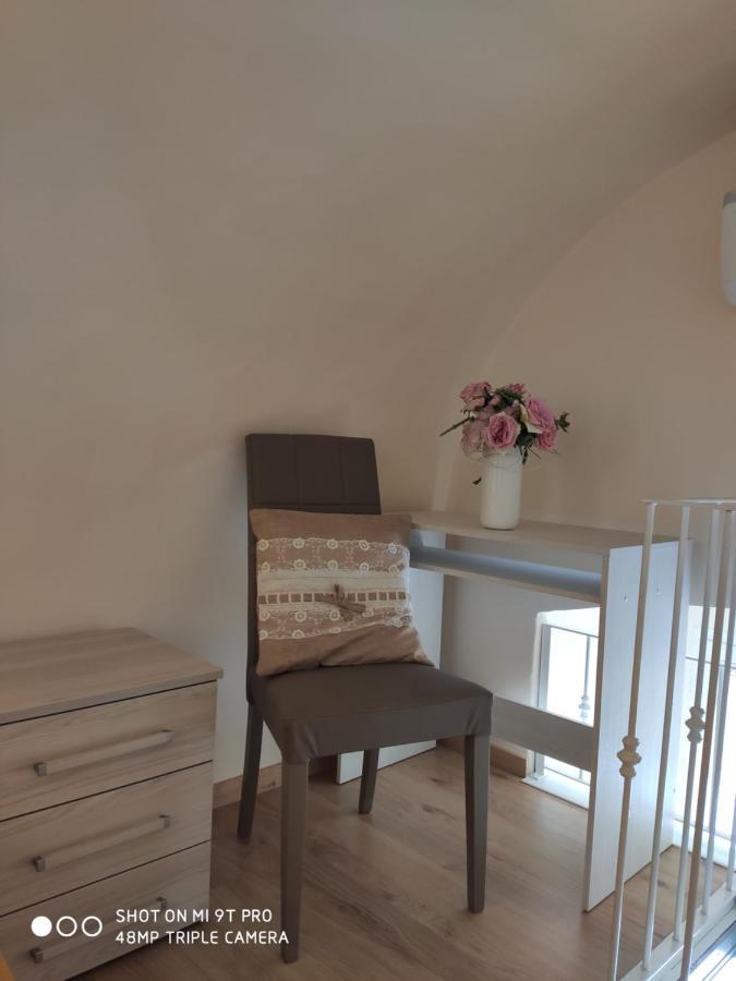 Ferienwohnung La Casa Delle Sorprese Trani Exterior foto