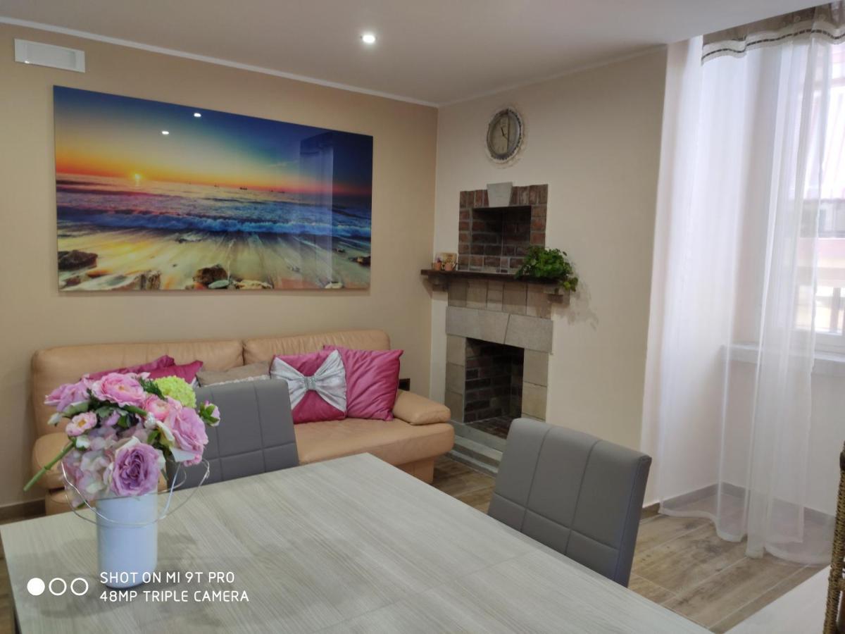 Ferienwohnung La Casa Delle Sorprese Trani Exterior foto