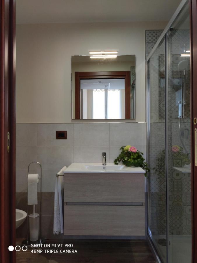 Ferienwohnung La Casa Delle Sorprese Trani Exterior foto