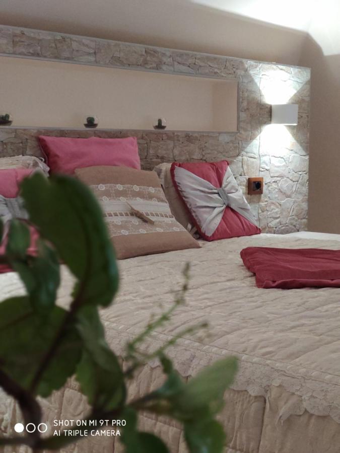 Ferienwohnung La Casa Delle Sorprese Trani Exterior foto